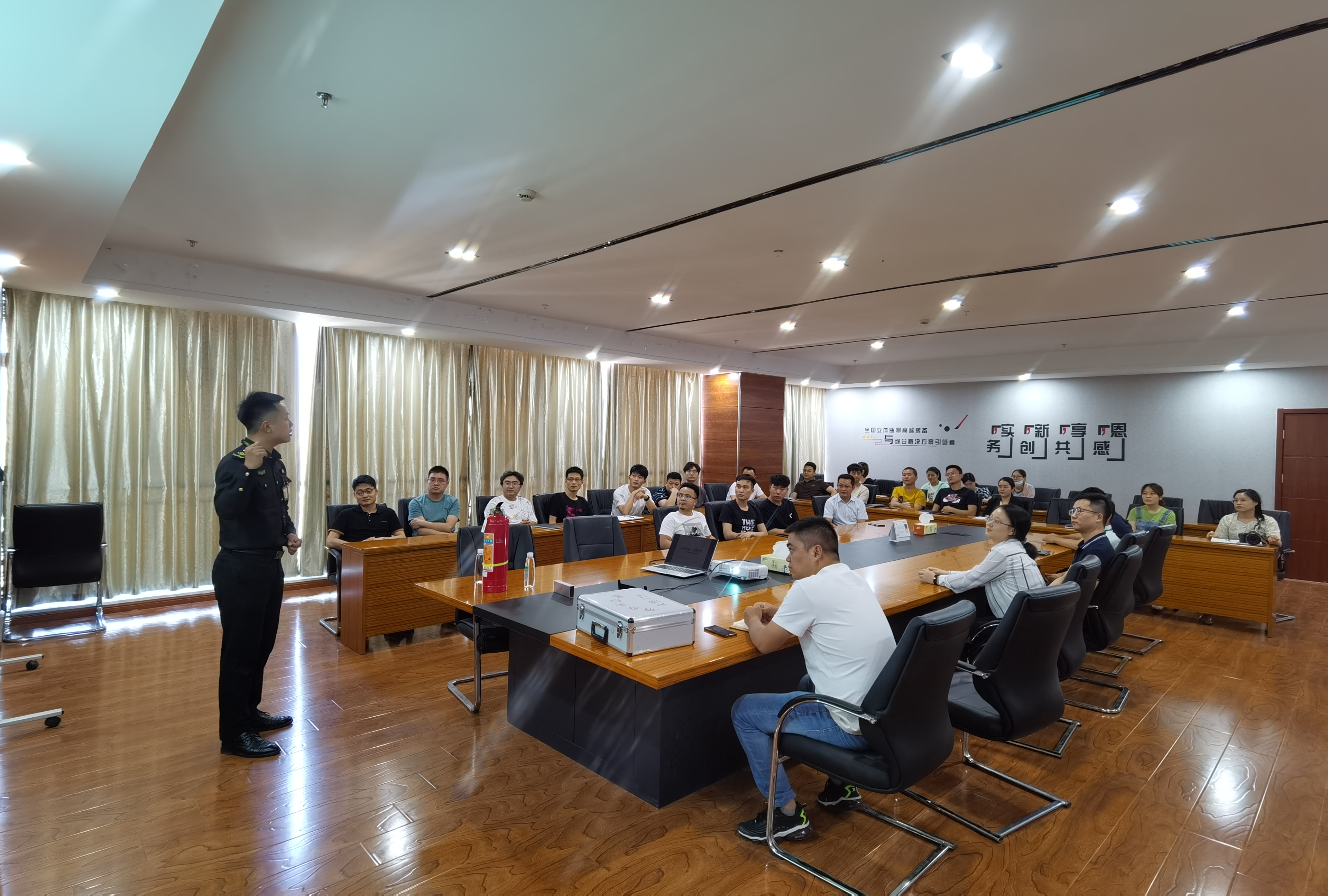 1624513245820933.jpg 1624513245820933.jpg