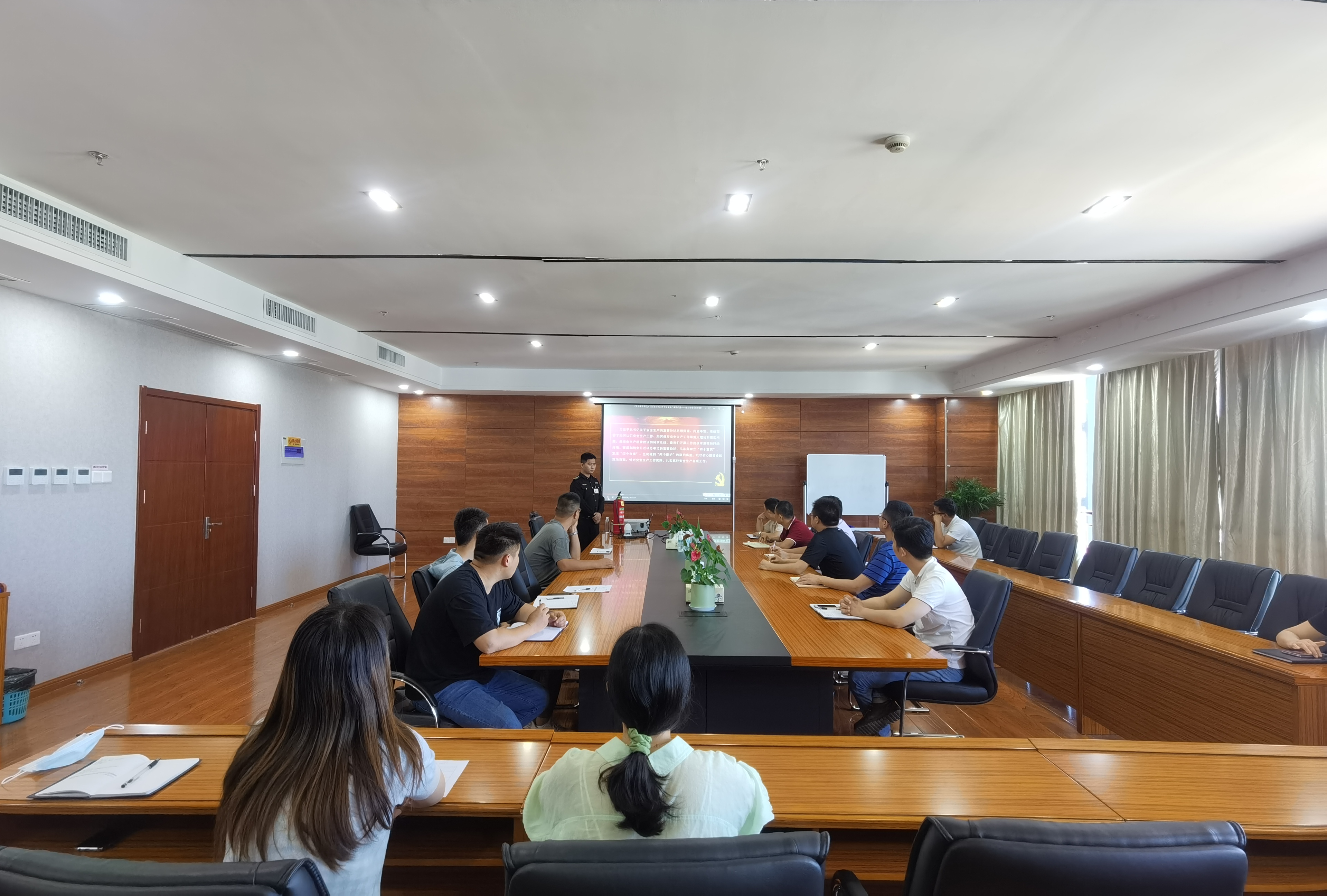 1655714498954512.jpg 1655714498954512.jpg